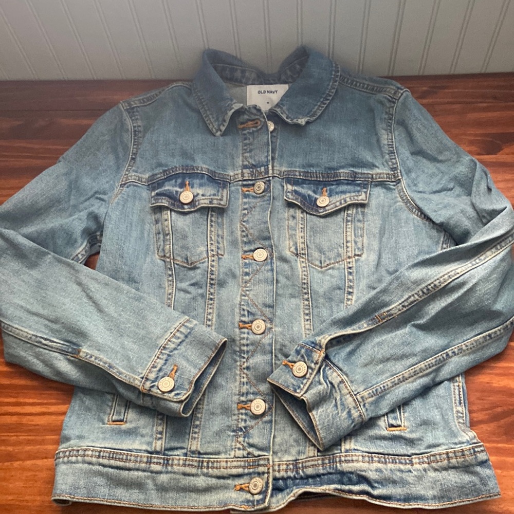 blue jean jacket in good condition worn one time